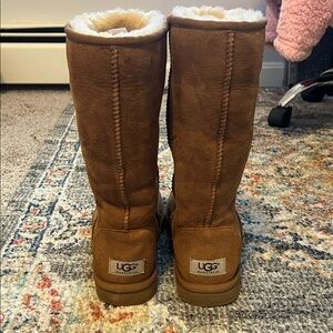 Women’s Tall Ugg Boots - Chestnut